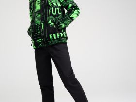 Куртка трикотажная для мальчиков