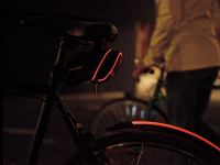 Подседельная сумка с подсветкой Topeak Aero Wedge iGlow TIG-AW02 (красный черный)