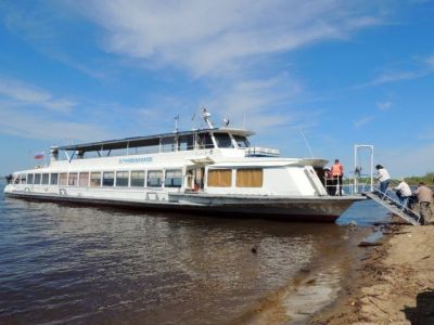 Трансфер пассажиров поезда в Нижний Бестях будут осуществлять на теплоходе «В. Рукавишников»