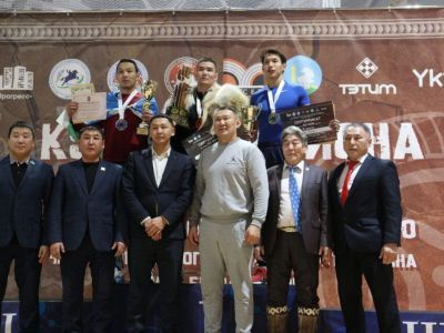 Многоборец Вячеслав Дьяконов завоевал Кубок чемпиона на вечное хранение