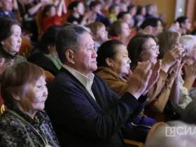 В Якутске состоялся праздничный вечер «Фейерверк Победы»