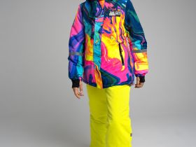 Зимняя куртка из мембранной ткани для девочки