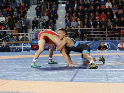 Якутские борцы уступили в первый день чемпионата мира