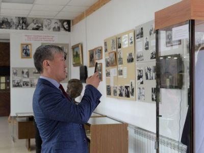 В Якутске открылась выставка, посвященная творчеству Софрона и Семена Даниловых