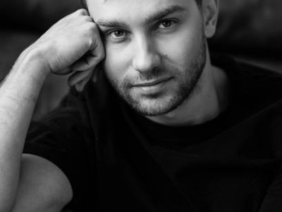 «Без компромиссов» Поэтический вечер Ильи Ильиных