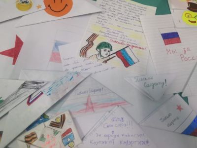 В Якутии в рамках акции написали более тысячи писем военнослужащим