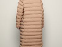 Утепленное пальто с капюшоном