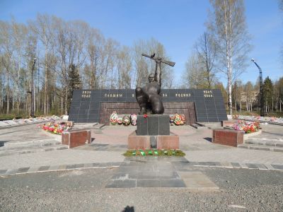 Братская могила воинов, погибших в годы Великой Отечественной войны 1941-1945 гг.