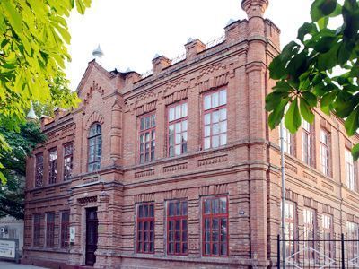 Низшее ремесленное училище им. В.М.Викторова