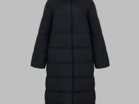 Утепленное пальто с капюшоном