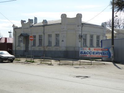 Жилой дом - усадьба И.Г.Пилипенко, Е.П.Пашкова, затем лакокрасочная фабрика