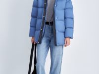 Стеганый пуховик с воротником-стойкой