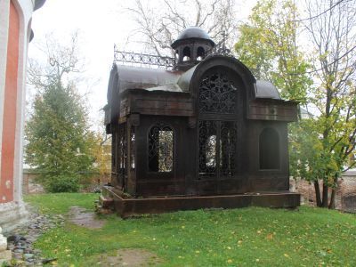 Усыпальница Симоновых