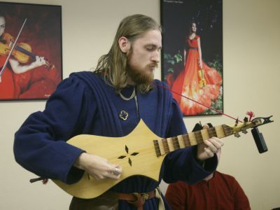 Народный музей музыкальных инструментов (закрыт)