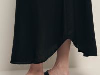 Платье миди льняное с округлым вырезом