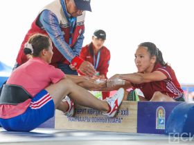 Завершились соревнования по мас-рестлингу и якутской вертушке на Играх Манчаары