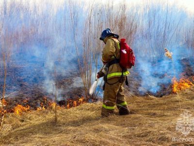 Якутян предупредили об опасности весеннего пала травы