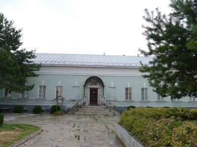 Братский келейный корпус, архитектор Е.Я. Петров