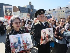 Фото. В Якутске акция «Бессмертный полк» собрала более 50 тысяч человек