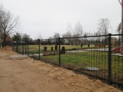 Здание волостной управы, в котором в марте 1918 года проводилось собрание членов РКП(б), положившее начало образованию Руднянской партийной организации