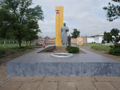 Мемориал погибшим солдатам в годы Великой Отечественной войны