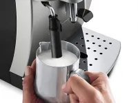 Кофемашина De'Longhi Magnifica Start ECAM220.30.SB (Silver Black)
