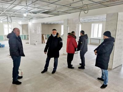 Глава района Александр Басыров проверил ход строительства важных объектов