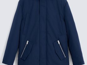 Однобортное пальто с капюшоном