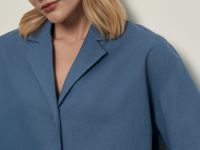 Укороченная блузка из хлопка и льна