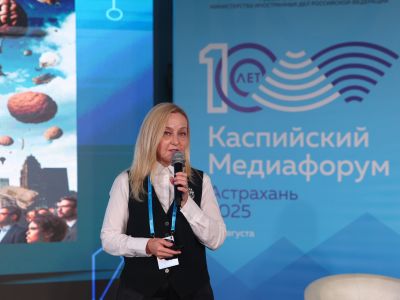 Эксперт Центра правовой защиты журналистов при СЖР Юлия Искрина рассказала журналистам об авторском праве