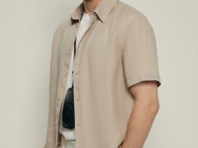 Рубашка изо льна с коротким рукавом