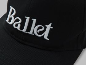 Бейсболка с принтом из капсулы Балет