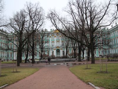 Сад с фонтаном