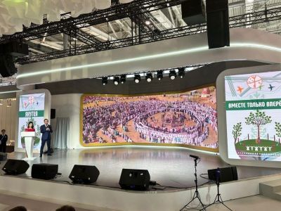 Достижения Якутии представил глава республики Айсен Николаев на выставке «Россия»