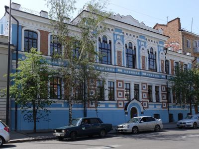 Епархиальное училище. Псевдорусский стиль