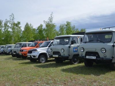 Коллектив ГУП «ЖКХ РС (Я)» передал автомобиль УАЗ для участников СВО