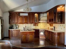 Как выглядят самые дорогие и бюджетные квартиры в Якутске