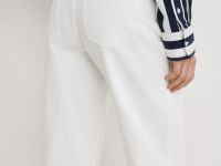 Прямые укороченные джинсы, Белый