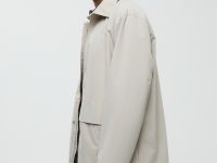 Плащ прямого силуэта