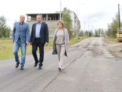 В среду глава Мирнинского района вторую половину дня работал в Чернышевском