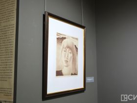 В Якутске открылась выставка графики Алексея Евстафьева