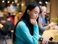 Беспроводные наушники Philips