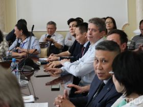 Ученые Якутии чествовали академика РАН Михаила Лебедева