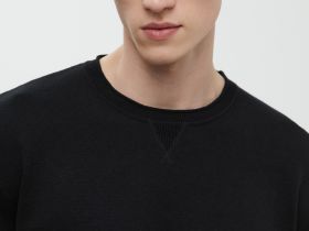 Базовый джемпер из хлопка прямого кроя