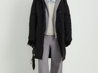 Пуховое пальто с капюшоном