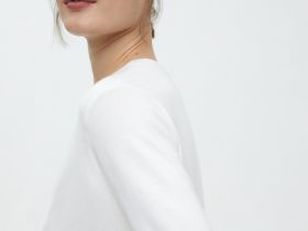 Джемпер с коротким рукавом и округлой горловиной