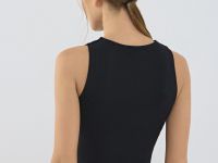 Укороченный топ, Черный