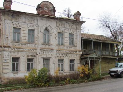 Дом жилой с лавкой М.И.Соколова