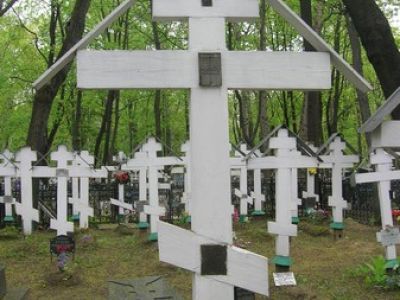 Братская могила узников фашистского концлагеря