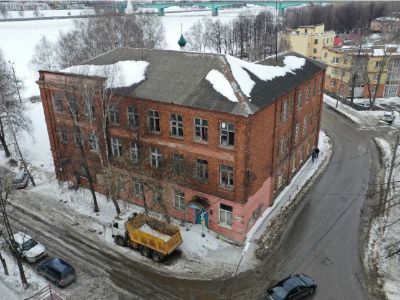 Здание Тверицкого начального училища им. Св. Димитрия Ростовского